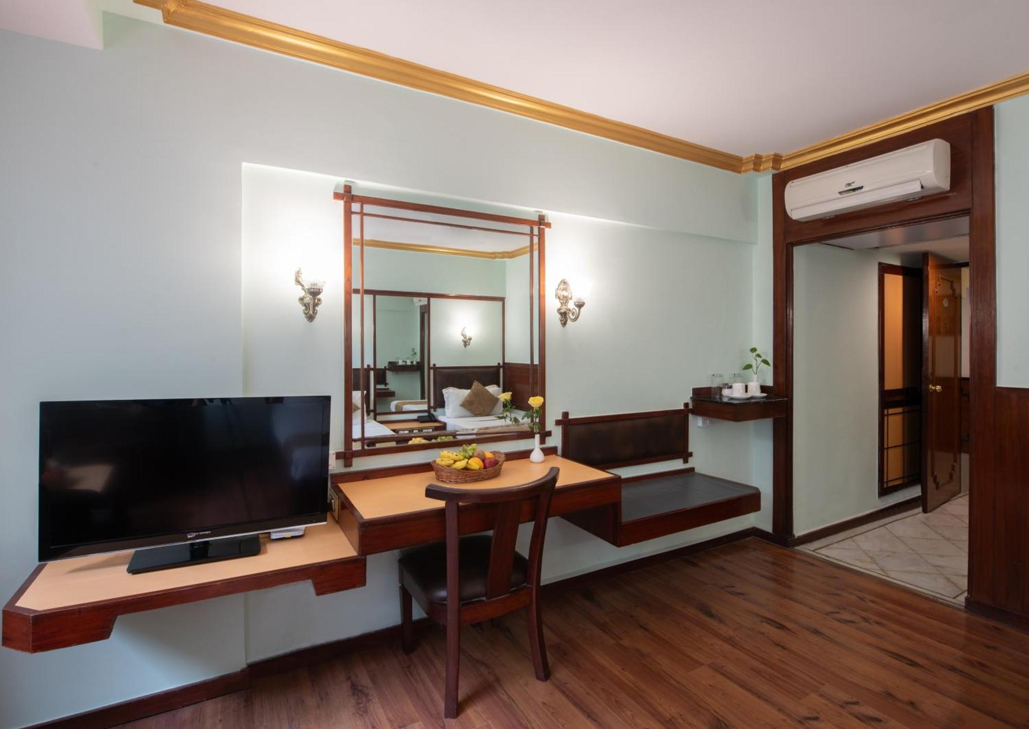 Nahar Heritage Hotel Bangalore Bagian luar foto
